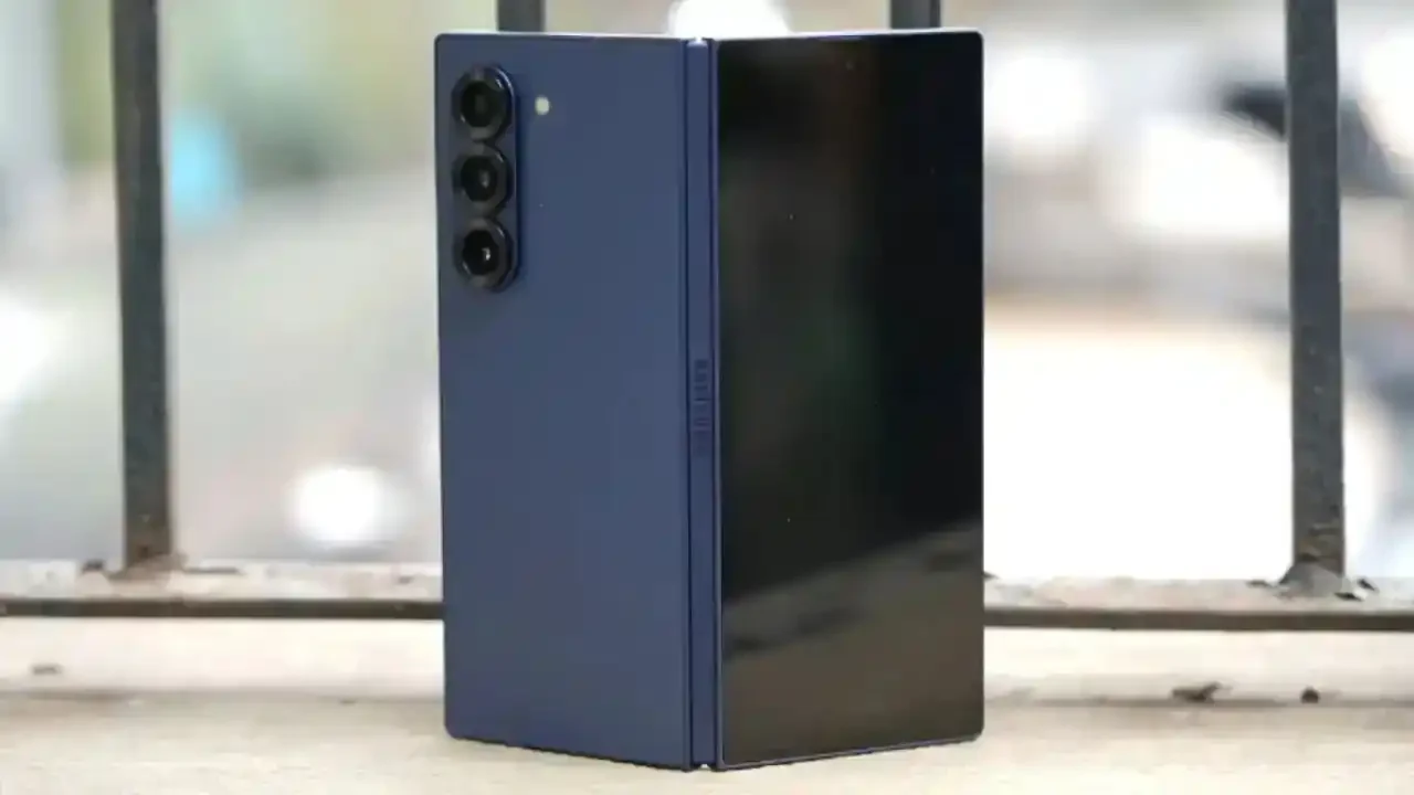 Samsung Galaxy Z Fold 6 5G price drops by Rs 55,000 on Flipkart ahead of Big Billion Days sale